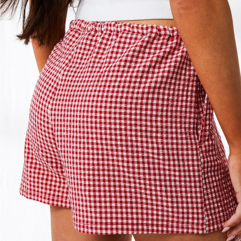 Women's Red Gingham Elastic-Waist Bermuda Shorts